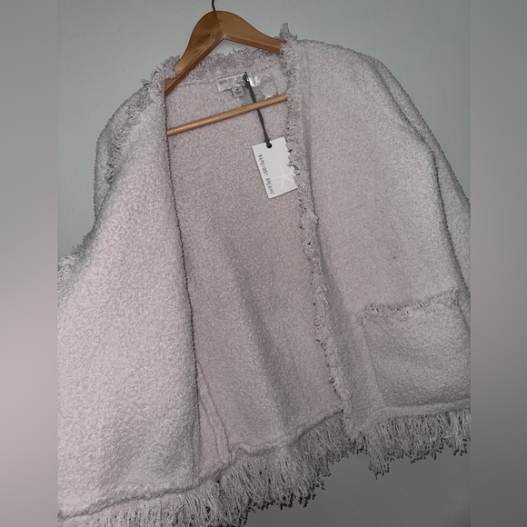 Barefoot Dreams Almond CozyChic Fringe Jacket Size XS - Picture 11 of 13